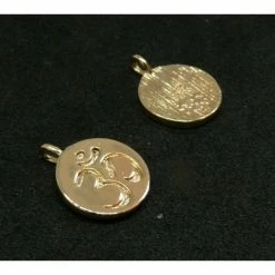 Acheter 🎁 Perlesmania Pate Cernit PS110119963 PAX 1 Pendentif Forme Médaillon Yoga Ohm 9 Mm Cuivre Recouvert D'une Finition Dorée à L' 🔔